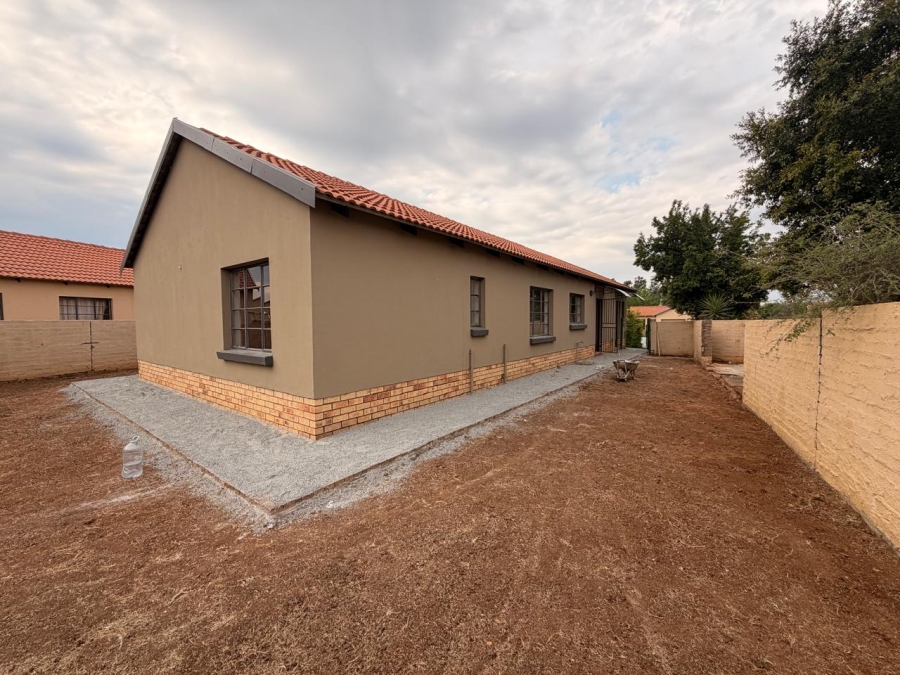 3 Bedroom Property for Sale in Waterkloof North West